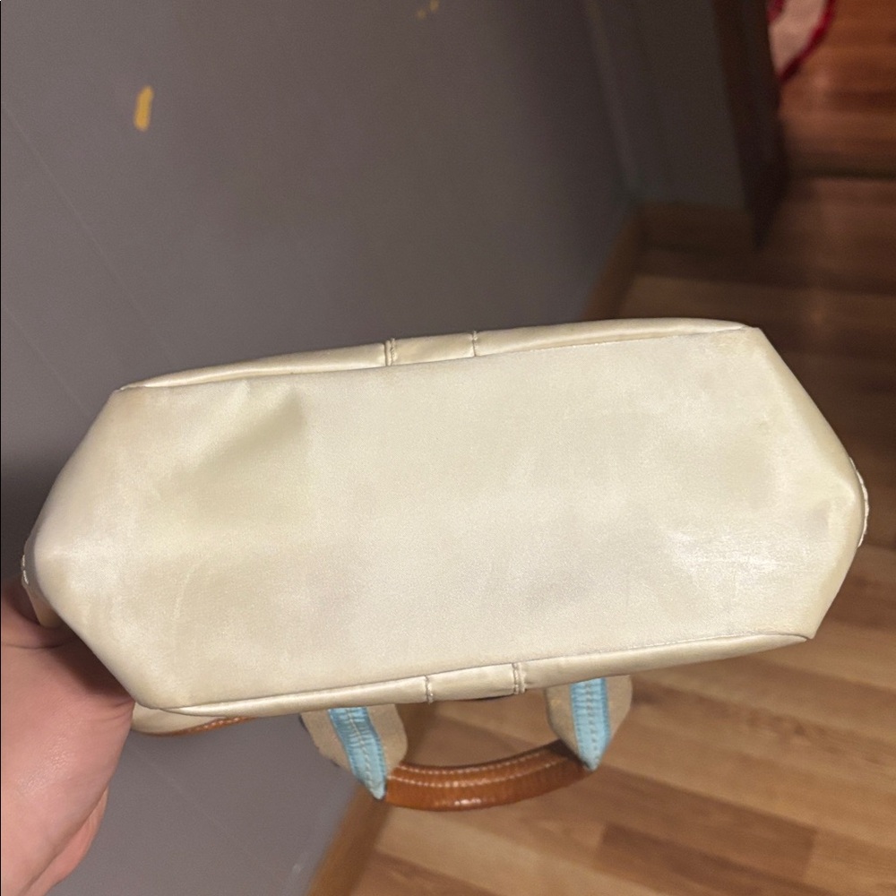 Coach Mini Hampton Tote - Picture 5 of 9